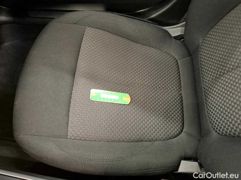  Bmw  Serie 1 BMW Série 1 / 2019 / 5P / Berline 116i Business Design #16