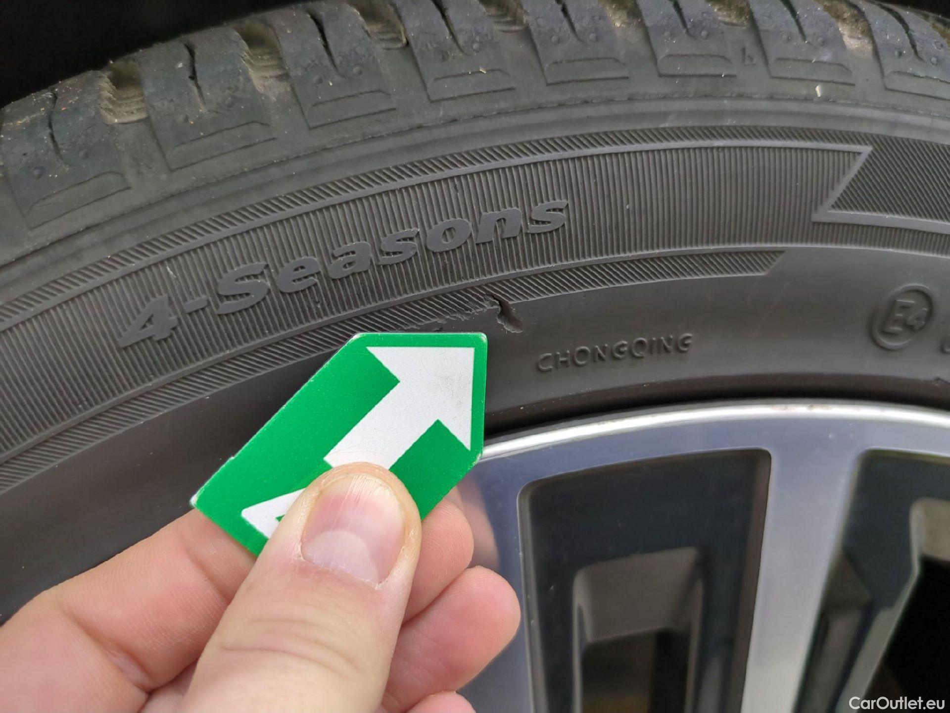  Bmw  Serie 1 1 Berline 116 d Business Design 1.5 115CV BVA7 E6d #14