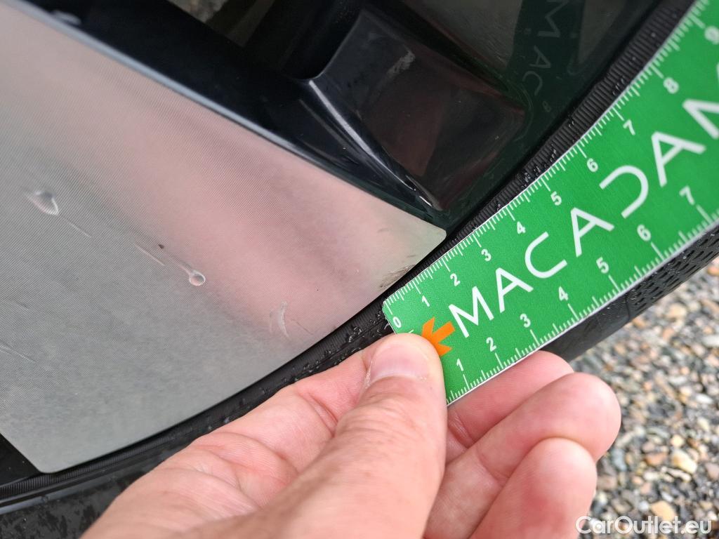  Hyundai   Ioniq HYUNDAI 6 / 2022 / 4P / Berline BEV 77kWh 229ch Executive #8