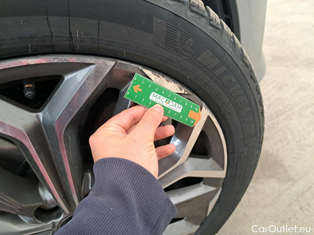  DS  DS4 DS DS 4 / 2021 / 5P / Berline E-TENSE 225 TROCADERO AUTO #3