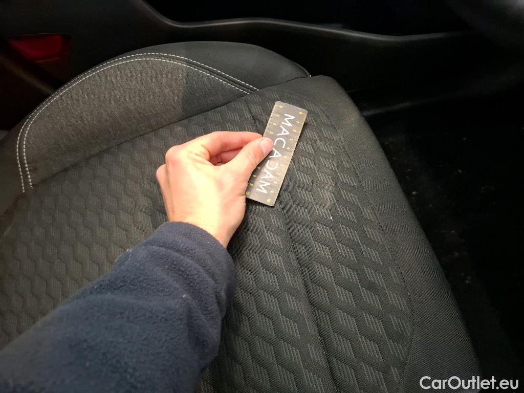  Ford  Puma FORD  / 2019 / 5P / SUV 1.0 EcoBoost Hybrid 125(mHEV) TITANIUM B #4