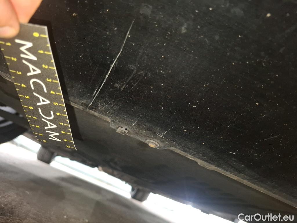  Bmw  Serie 2 BMW Série 2 Gran Coupé / 2019 / 4P / Berline 220D AUTO M Sport #9