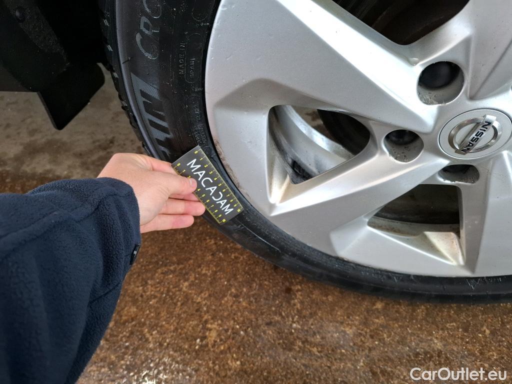  Nissan  Qashqai NISSAN  / 2017 / 5P / Crossover 1.5 DCI 115 Business Edition #18