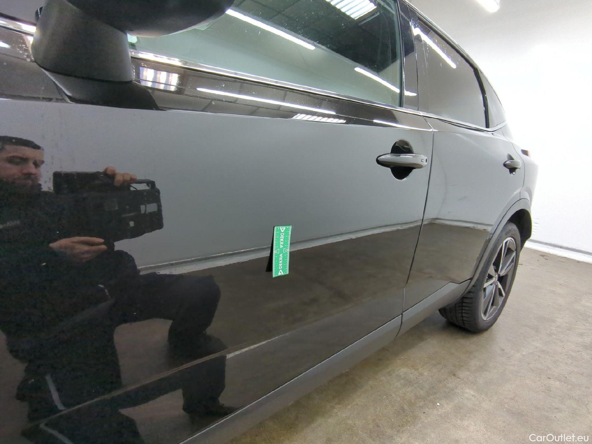  Nissan  Qashqai NISSAN  / 2021 / 5P / Crossover 1.3 MHEV 158ch Xtronic N-Style(SP) #26