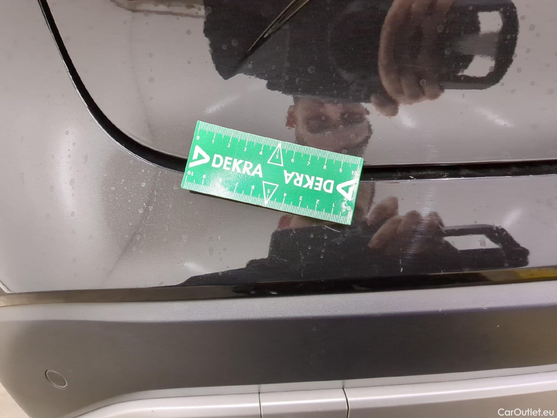  Nissan  Qashqai NISSAN  / 2021 / 5P / Crossover 1.3 MHEV 158ch Xtronic N-Style(SP) #23