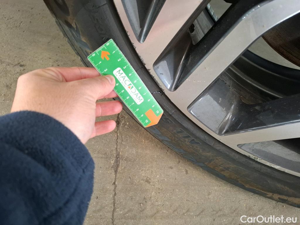  Land Rover  Range Rover Evoque LAND ROVER  / 2018 / 5P / SUV 1.5 P300e PHEV BVA 4WD R-Dynamic SE #8