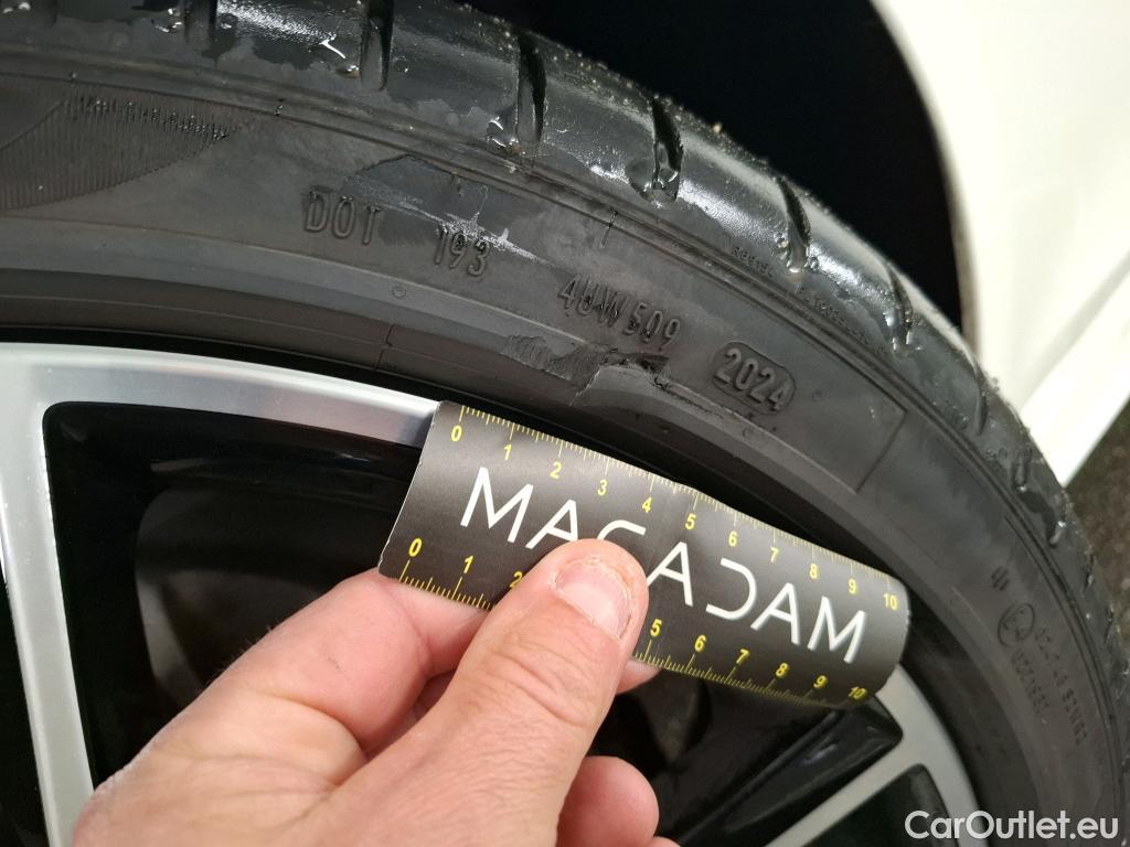  Mercedes  C-Klasse MERCEDES-BENZ Classe C Coupe / 2018 / 2P / Coupé C 220 d AMG Line #2