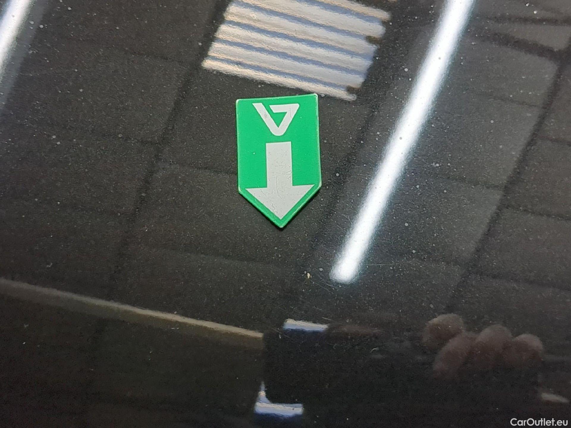  Nissan  Qashqai NISSAN  / 2021 / 5P / Crossover 1.3 MHEV 158ch Xtronic N-Style(SP) #15