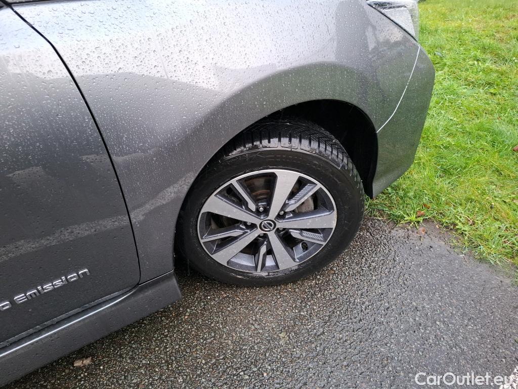  Nissan  Leaf NISSAN  / 2017 / 5P / Berline 150ch Business #1