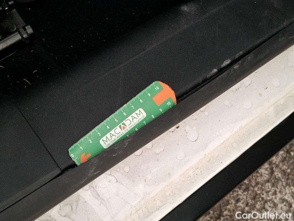  Peugeot  2008  Allure Business 1.2 PureTech 130CV BVM6 E6dT #15