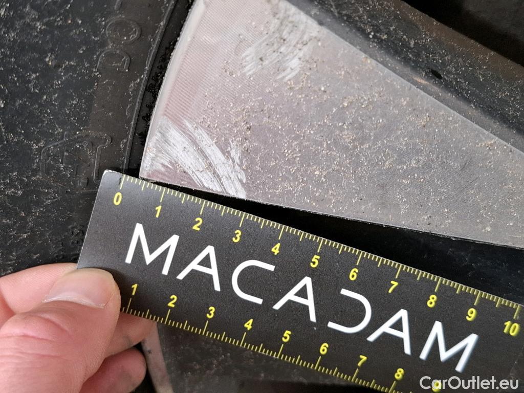  Peugeot  2008  Allure Business 1.2 PureTech 110CV BVA6 E6 #22