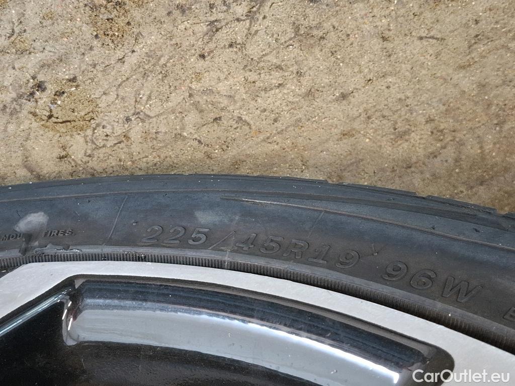  Nissan  Qashqai NISSAN  / 2017 / 5P / Crossover 1.3 DIG-T 160 DCT Tekna #8