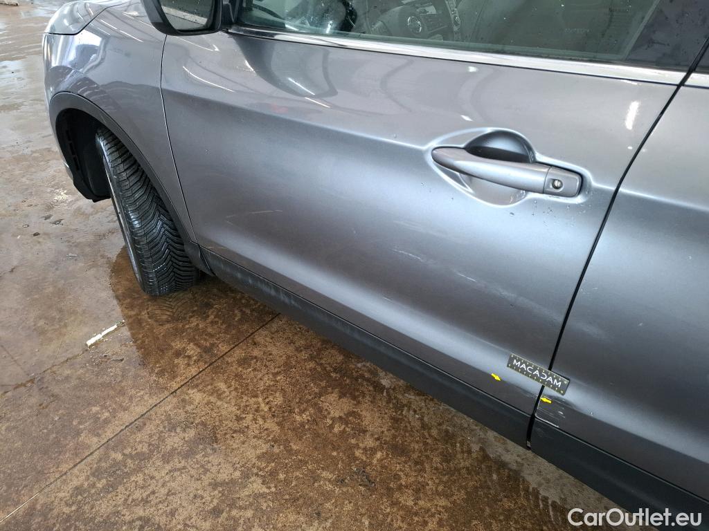  Nissan  Qashqai NISSAN  / 2017 / 5P / Crossover 1.5 DCI 115 Business Edition #3