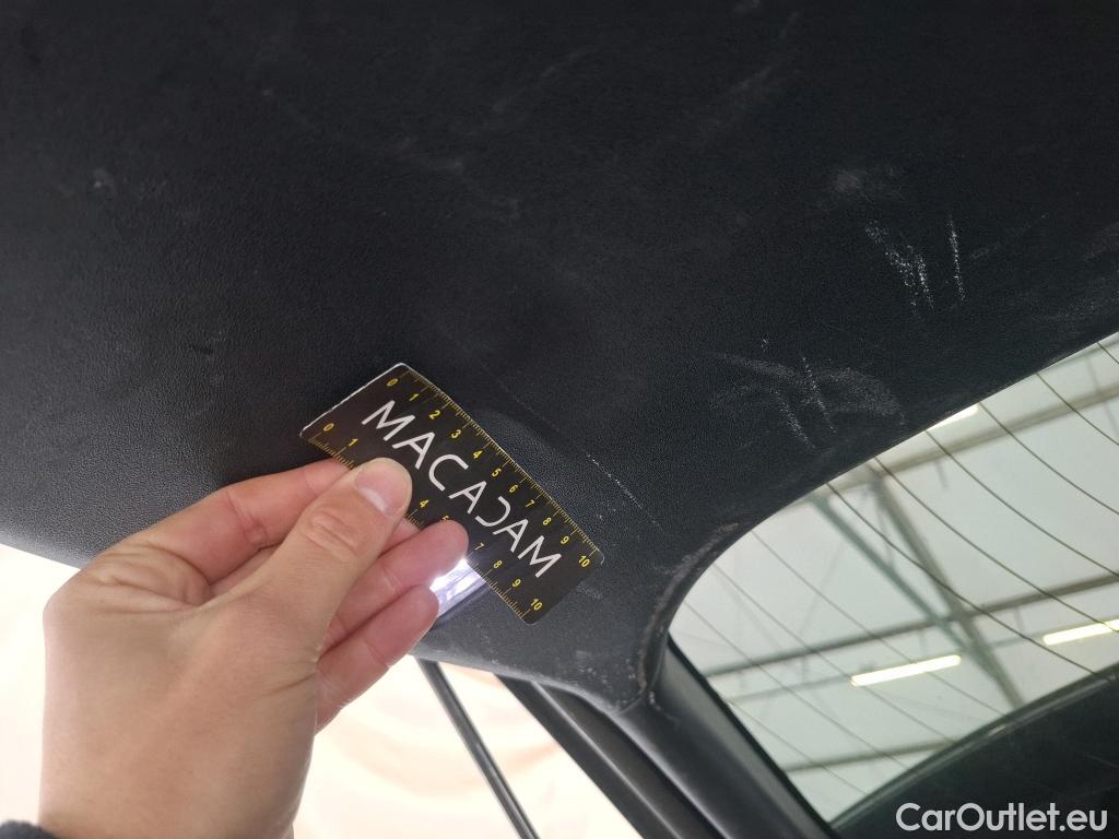  Land Rover  Discovery LAND ROVER  Sport / 2019 / 5P / SUV 1.5 P300e PHEV AUTO 4WD R-Dynamic S #17