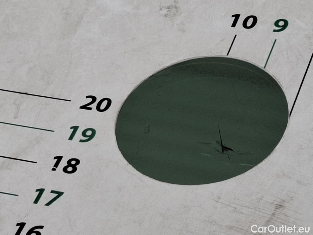  Land Rover  Discovery LAND ROVER  Sport / 2019 / 5P / SUV 1.5 P300e PHEV AUTO 4WD R-Dynamic S #4