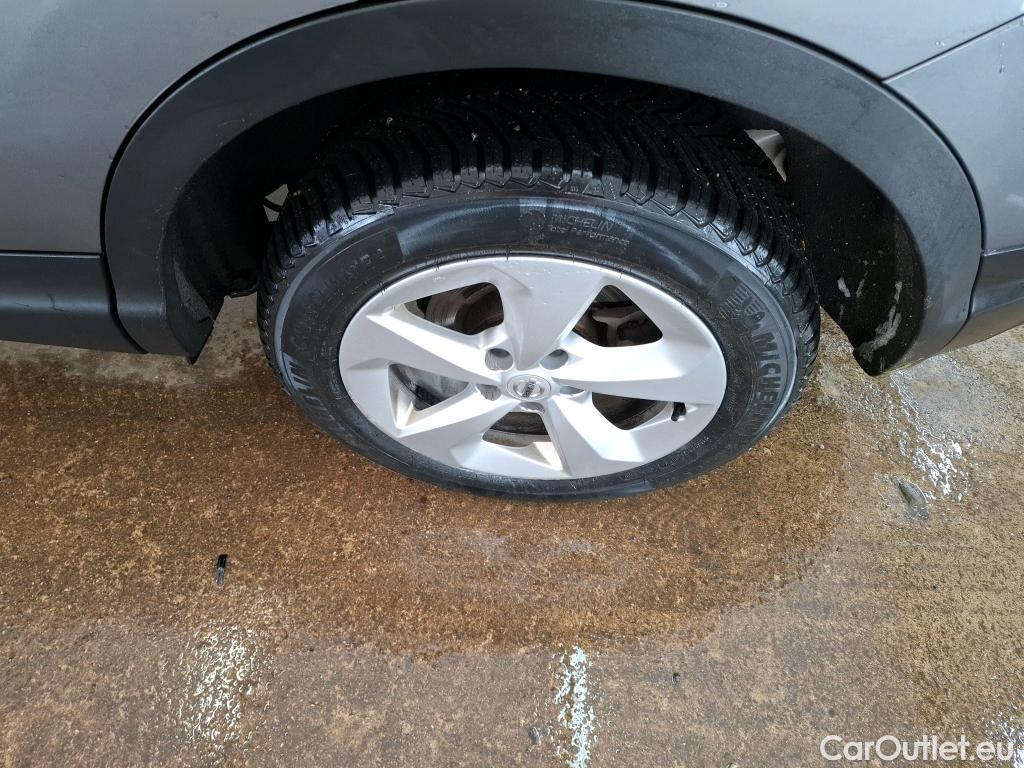  Nissan  Qashqai NISSAN  / 2017 / 5P / Crossover 1.5 DCI 115 Business Edition #16