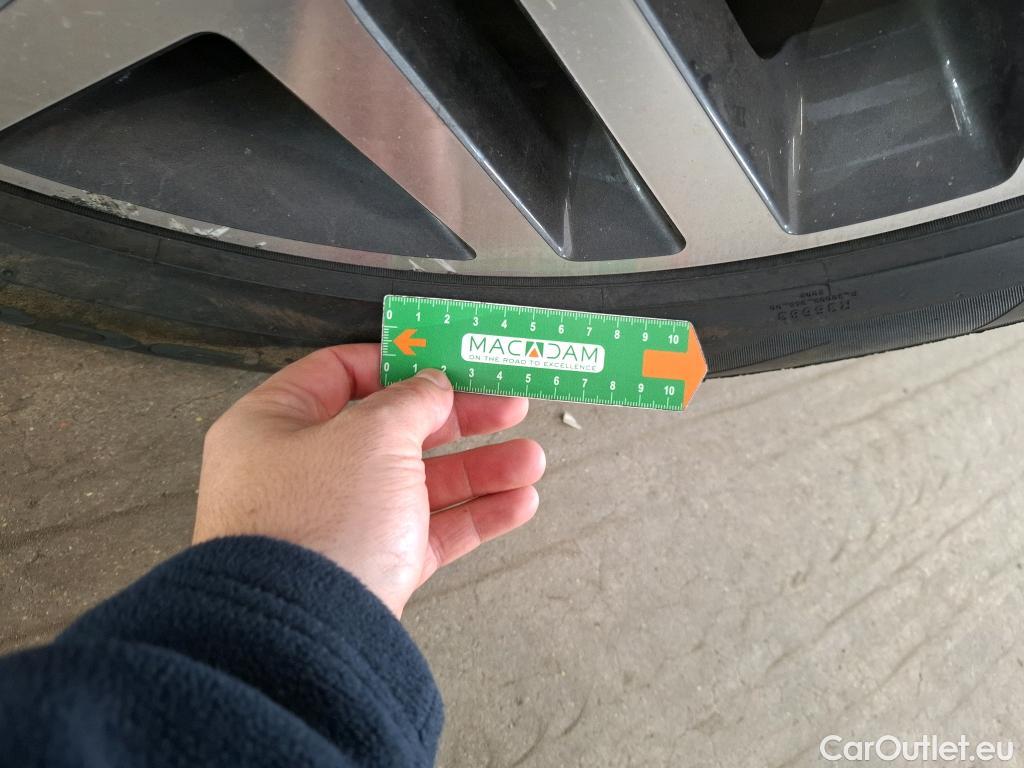  Land Rover  Range Rover Evoque LAND ROVER  / 2018 / 5P / SUV 1.5 P300e PHEV BVA 4WD R-Dynamic SE #10