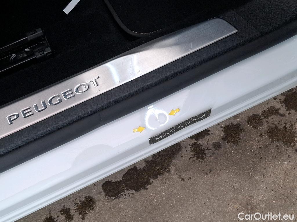  Peugeot  3008  GT 1.2 PureTech 130CV BVA8 E6d #5