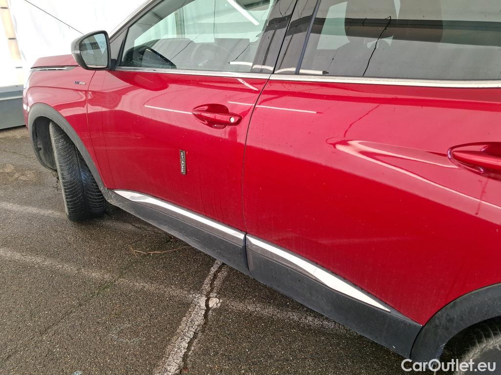  Peugeot  3008 PEUGEOT  / 2020 / 5P / SUV 1.6 HYBRID 225 E-EAT8 GT #15