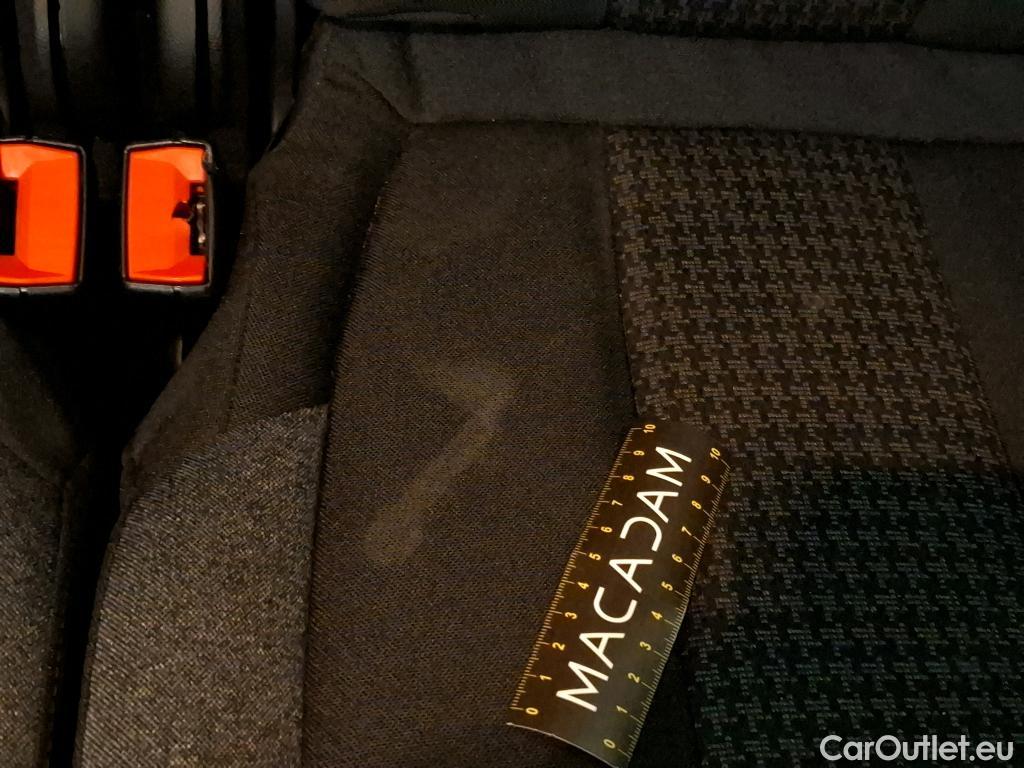  Peugeot  5008  Active Business 1.2 PureTech 130CV BVM6 7 Sieges E6d #48