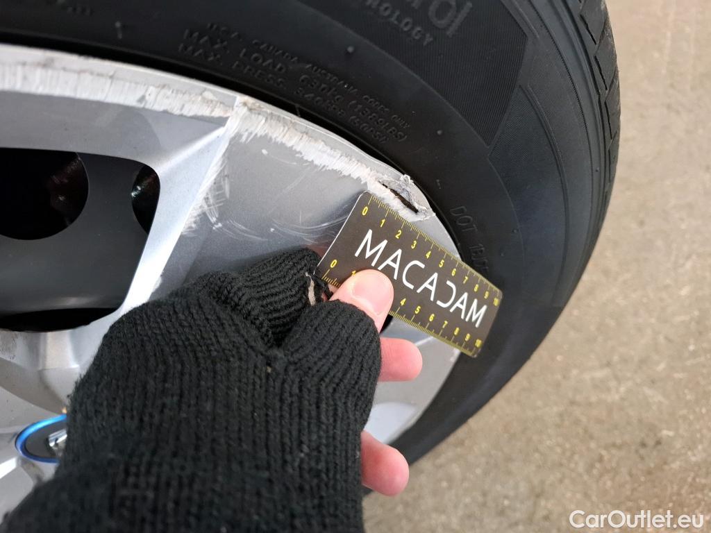  Renault  Zoe  Business 52kWh BVA #14