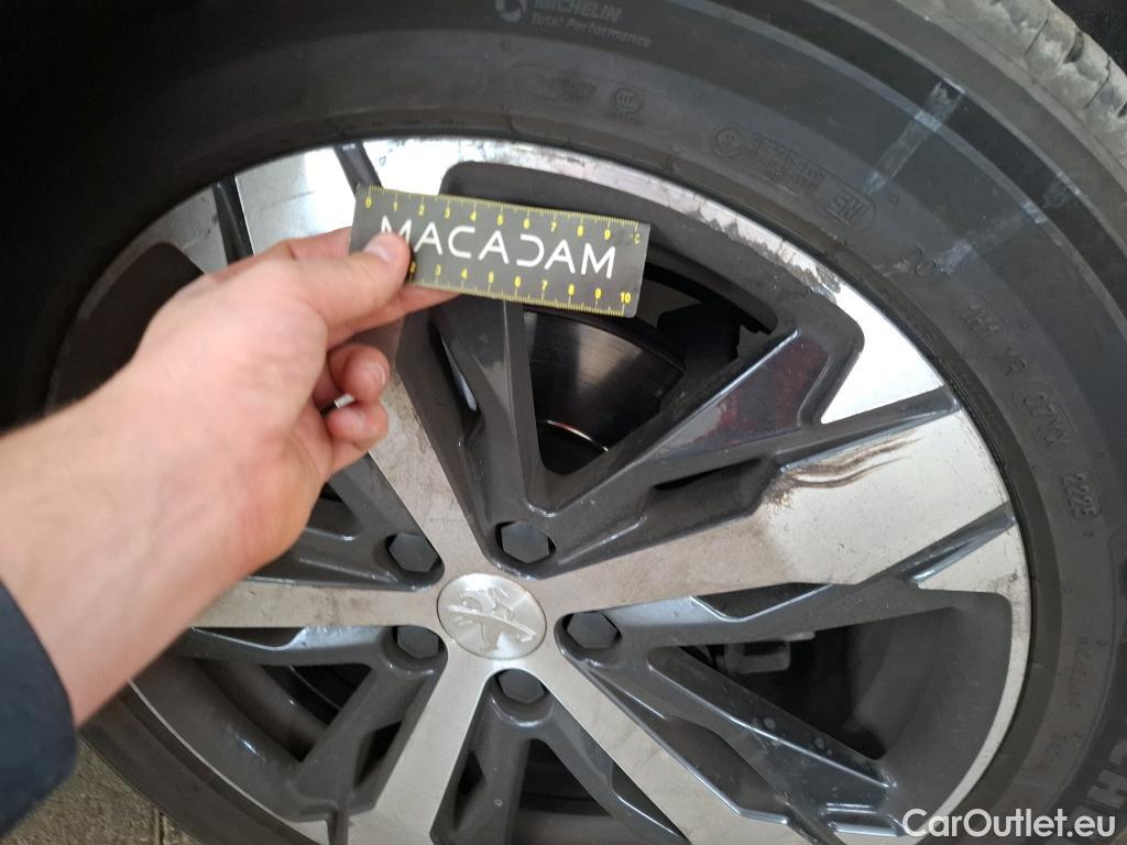  Peugeot  5008  GT Line 1.2 PureTech 130CV BVA8 E6d #23