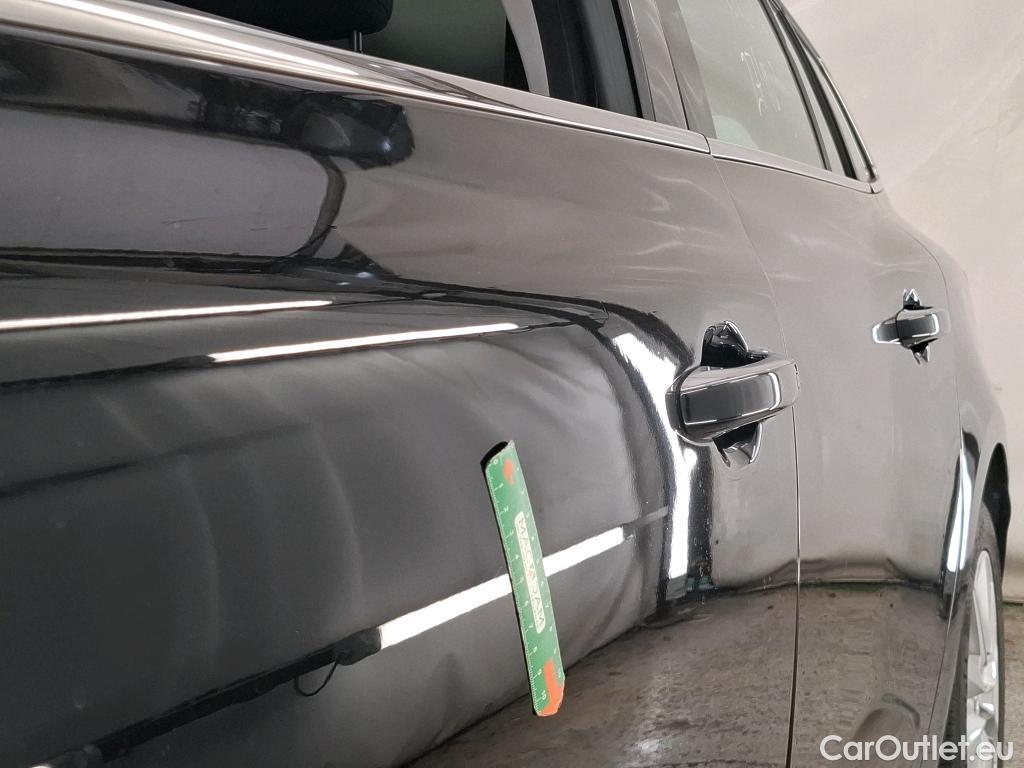  Renault  Megane RENAULT Mégane Estate / 2020 / 5P / Break Business TCe 140 EDC FAP -21N #5