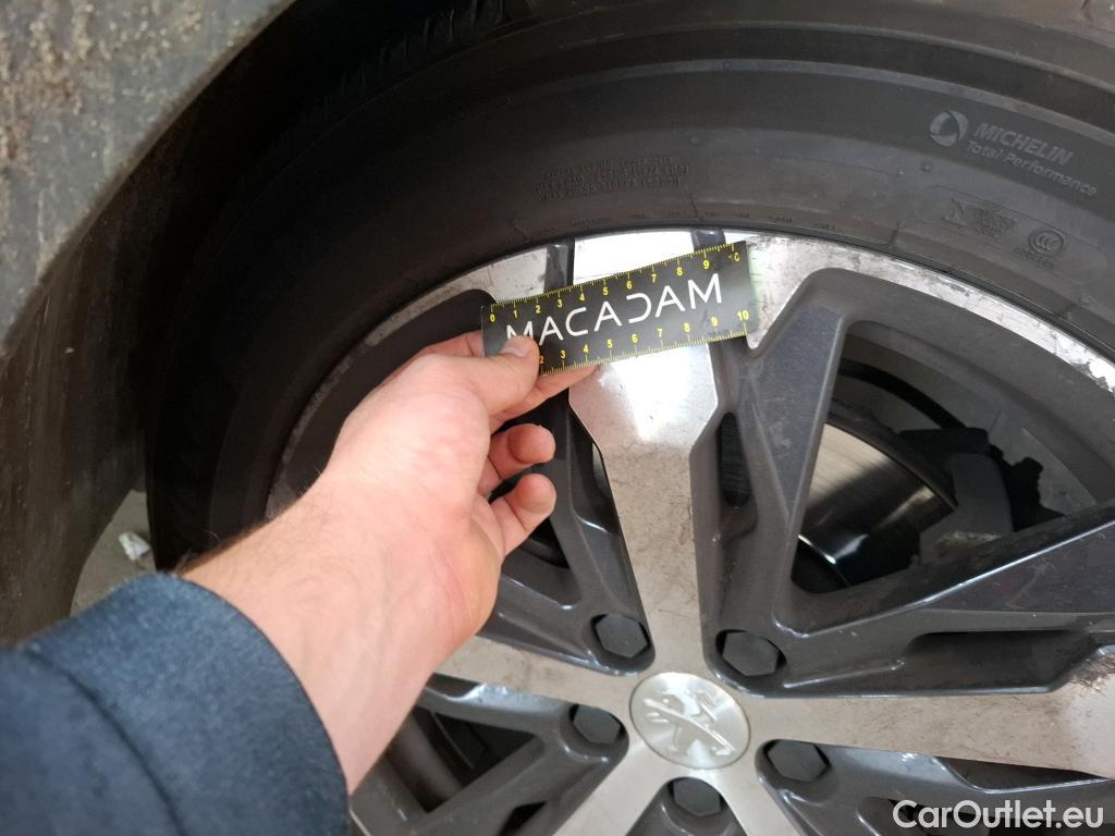  Peugeot  5008  GT Line 1.2 PureTech 130CV BVA8 E6d #22