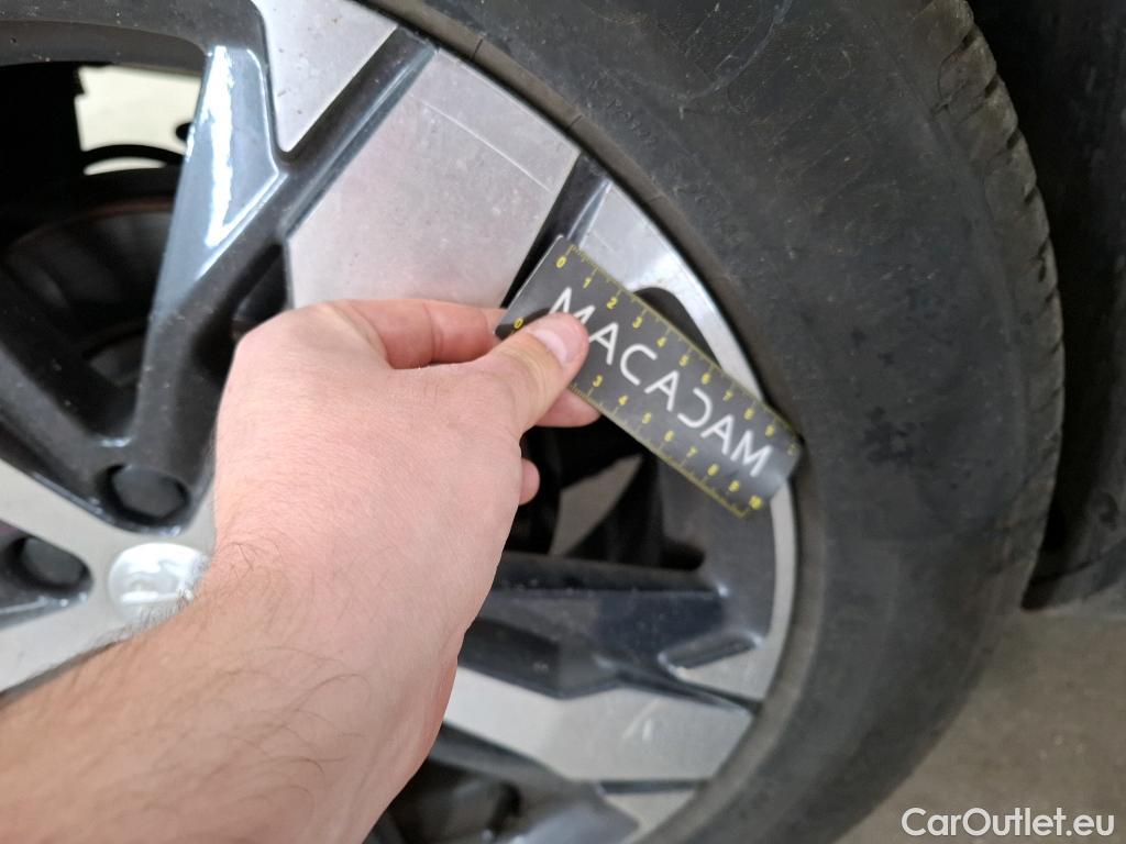  Peugeot  5008  GT Line 1.2 PureTech 130CV BVA8 E6d #12