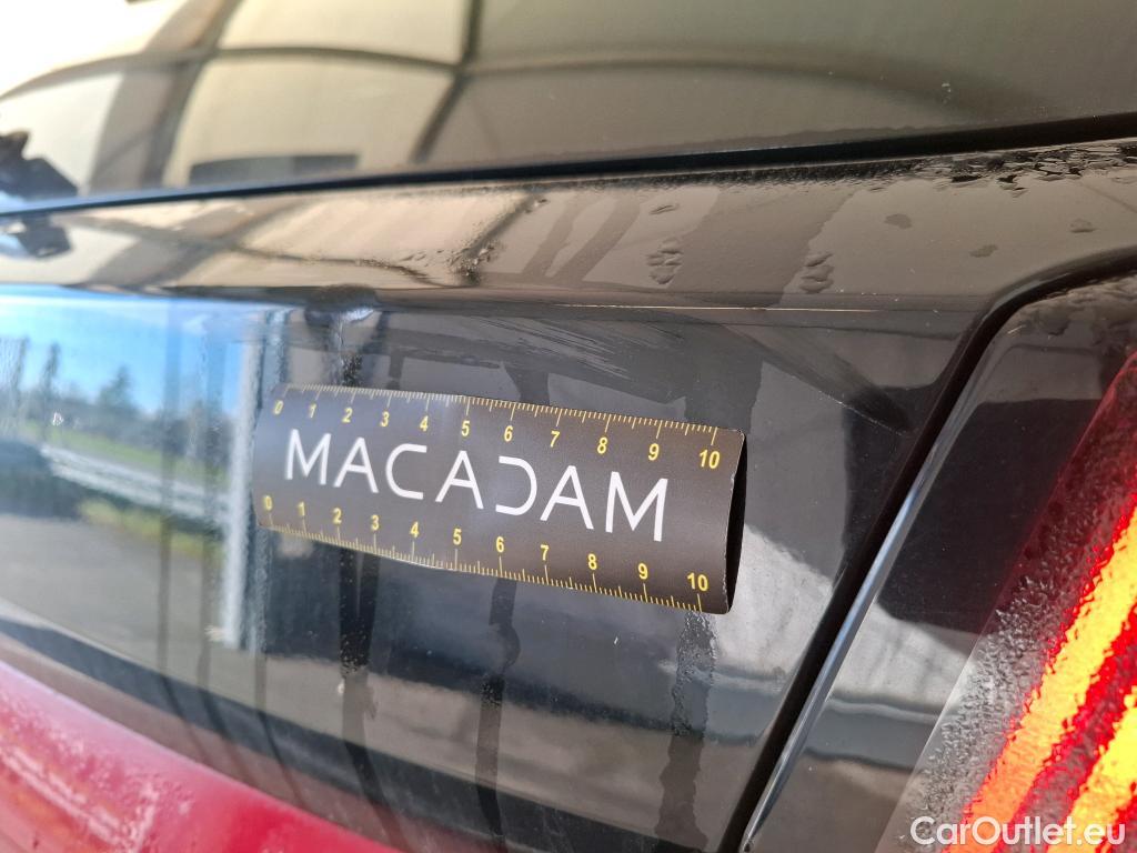  Peugeot  3008 PEUGEOT  / 2020 / 5P / SUV 1.6 HYBRID 225 E-EAT8 GT #6