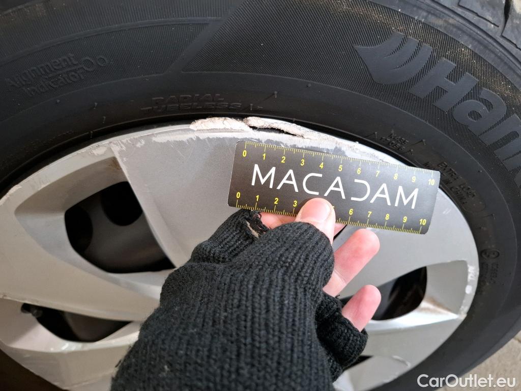  Renault  Zoe  Business 52kWh BVA #12