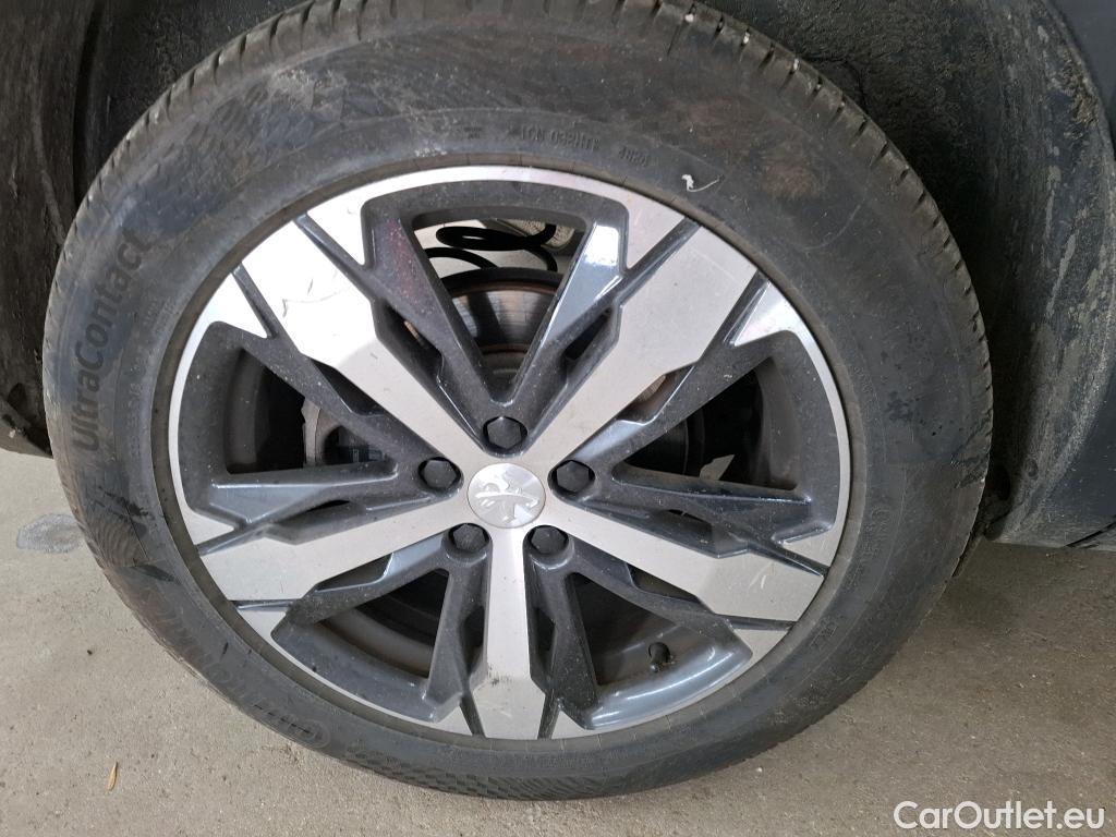  Peugeot  5008  GT Line 1.2 PureTech 130CV BVA8 E6d #10