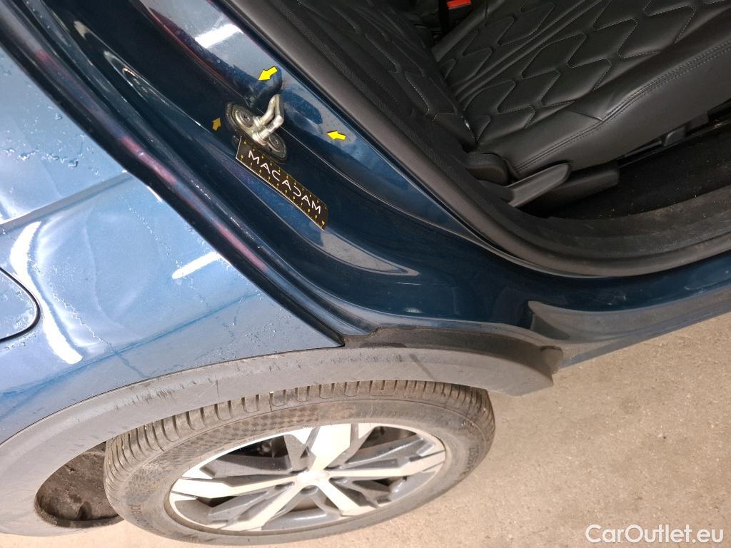  Peugeot  5008  GT Line 1.2 PureTech 130CV BVA8 E6d #5