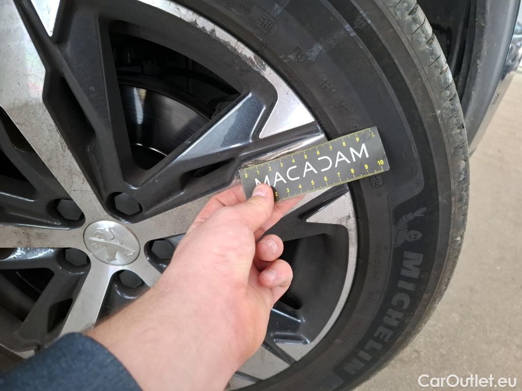  Peugeot  5008  GT Line 1.2 PureTech 130CV BVA8 E6d #24