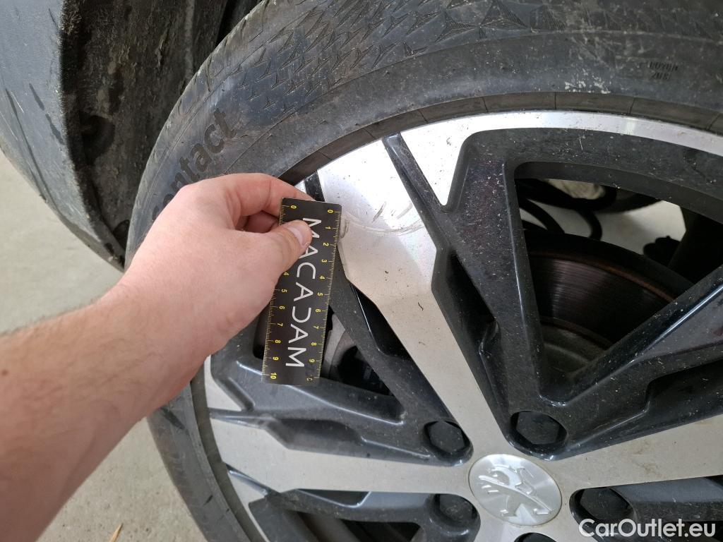  Peugeot  5008  GT Line 1.2 PureTech 130CV BVA8 E6d #14