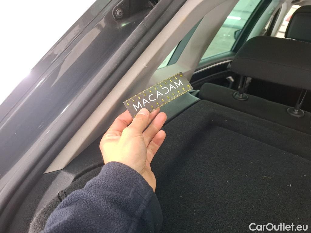  Volkswagen  Tiguan VOLKSWAGEN  / 2020 / 5P / SUV 2.0 TDI 150 DSG7 Life Business #40