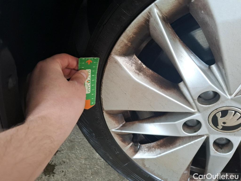  Skoda  Octavia  Break Ambition 2.0 TDI 150CV BVA7 E6d #6