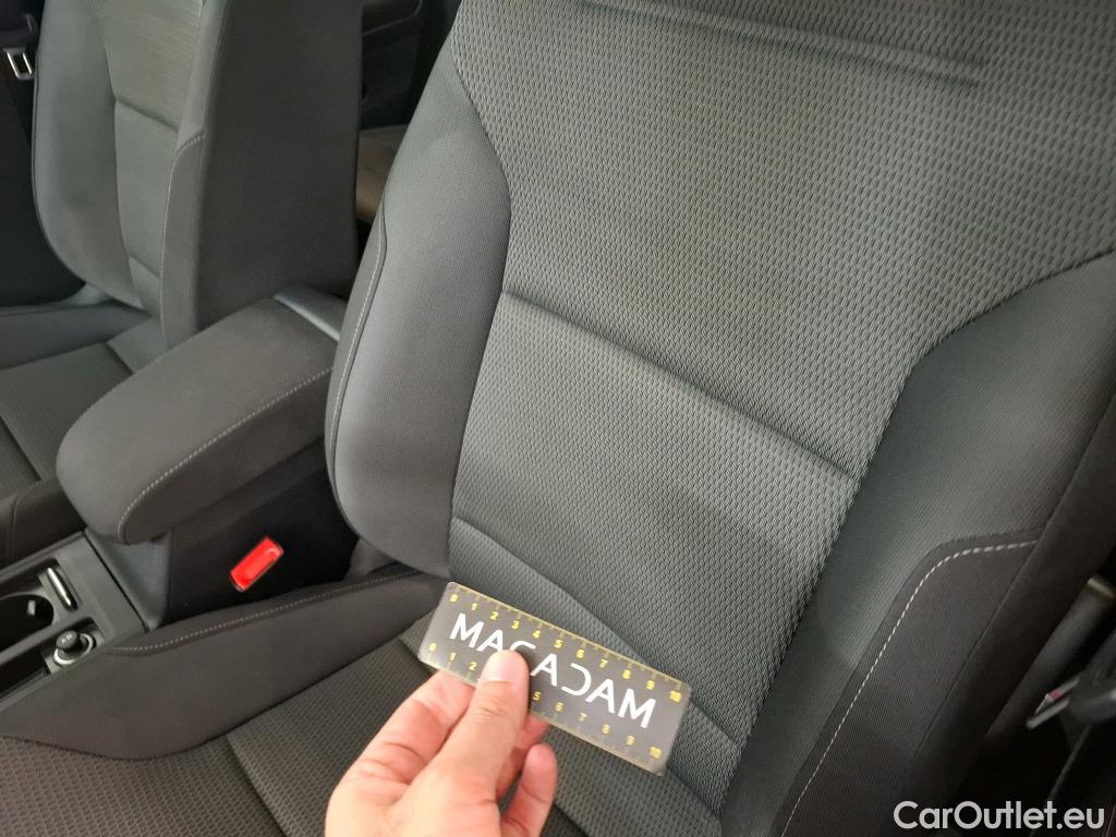  Volkswagen  Golf  VII Berline Confortline Business BMT 1.6 TDI 115CV BVM5 E6 #13