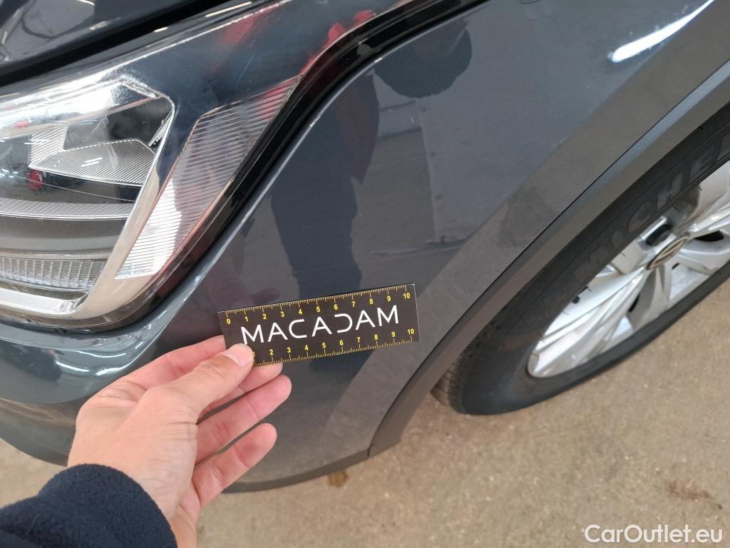  Volkswagen  Tiguan VOLKSWAGEN  / 2020 / 5P / SUV 2.0 TDI 150 DSG7 Life Business #36