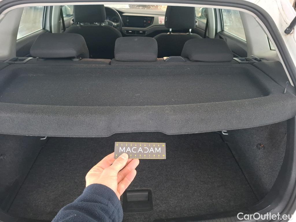  Volkswagen  Polo VOLKSWAGEN  / 2017 / 5P / Berline 1.0 TSI 95 Lounge Business #1