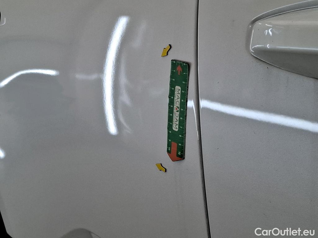  Volvo  XC 40 VOLVO XC40 / 2022 / 5P / SUV Recharge T4 211 DCT7 Plus #3