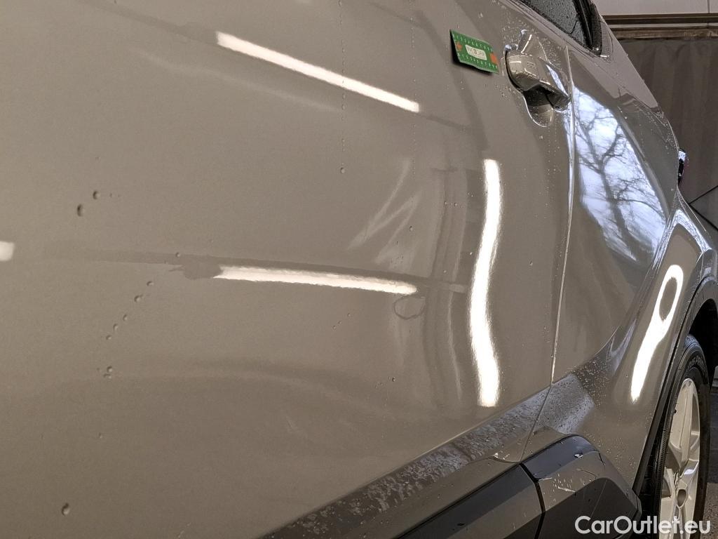  Toyota  C-HR TOYOTA  / 2016 / 5P / SUV 1.8 HYBRIDE 122 DYNAMIC BUSINESS #4