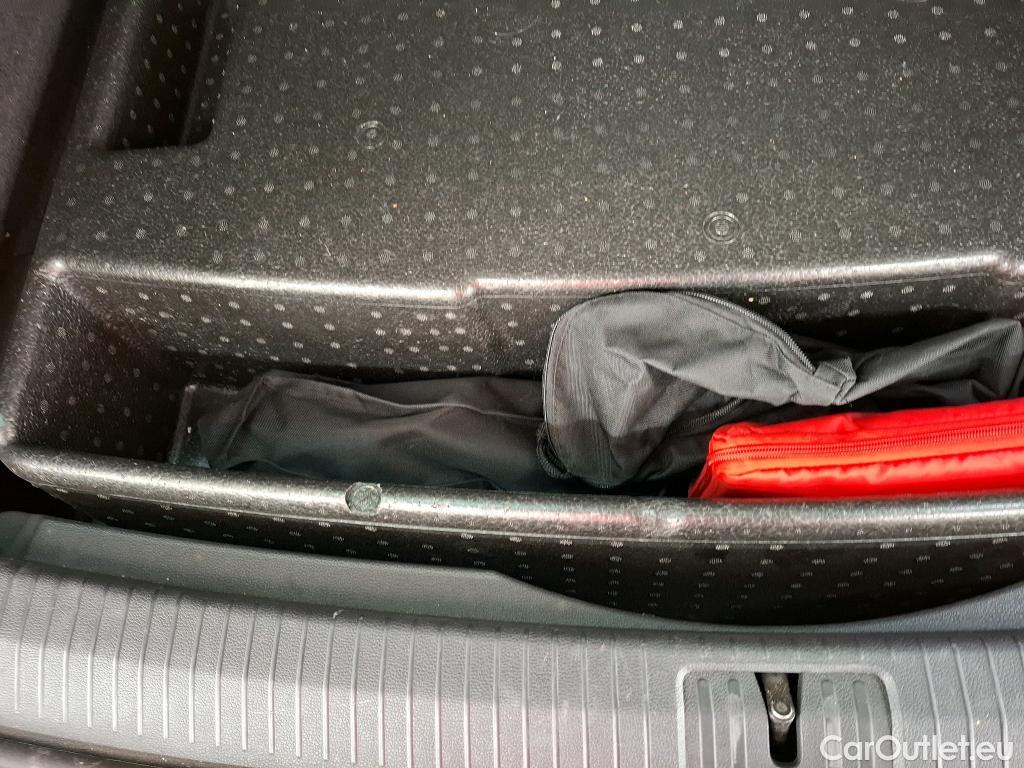  Volkswagen  Tiguan VOLKSWAGEN  / 2020 / 5P / SUV 1.4 eHybrid 245 DSG6 Life Business #9