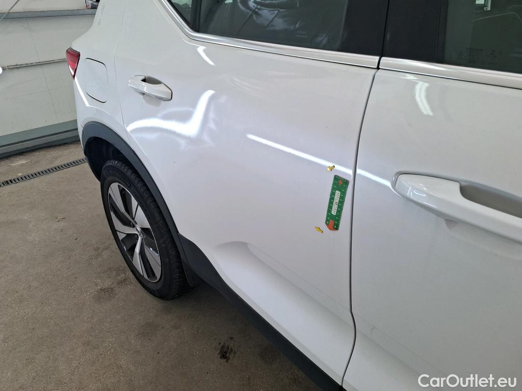  Volvo  XC 40 VOLVO XC40 / 2022 / 5P / SUV Recharge T4 211 DCT7 Plus #1