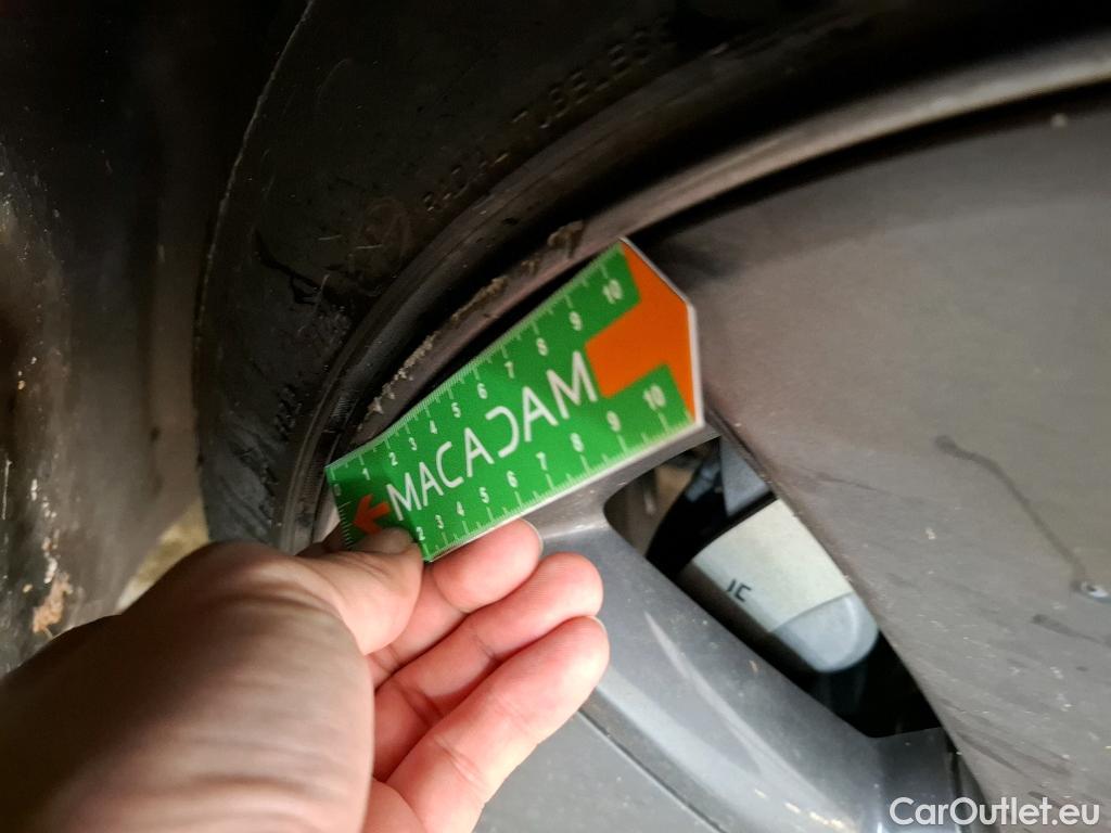  Tesla  Model 3 TESLA  / 2018 / 4P / Berline Grande Autonomie #13