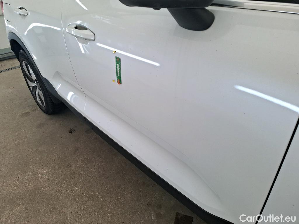  Volvo  XC 40 VOLVO XC40 / 2022 / 5P / SUV Recharge T4 211 DCT7 Plus #4
