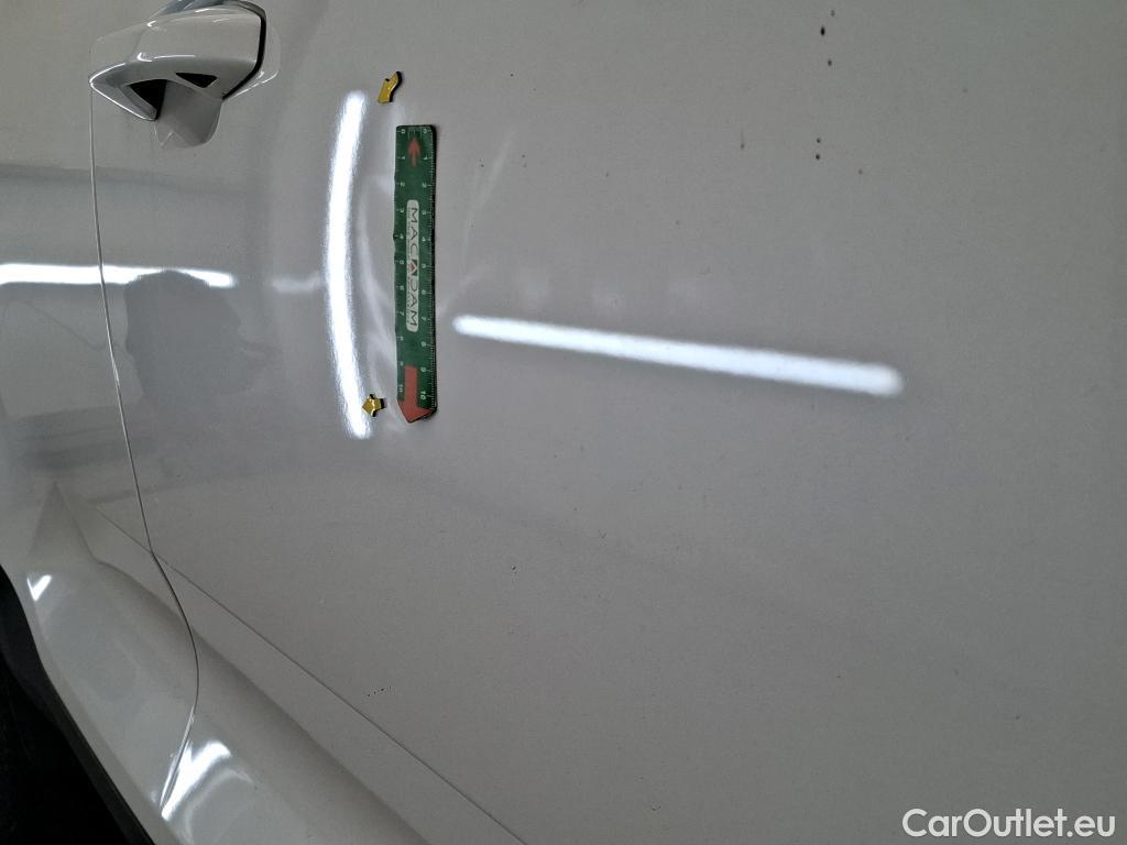  Volvo  XC 40 VOLVO XC40 / 2022 / 5P / SUV Recharge T4 211 DCT7 Plus #6