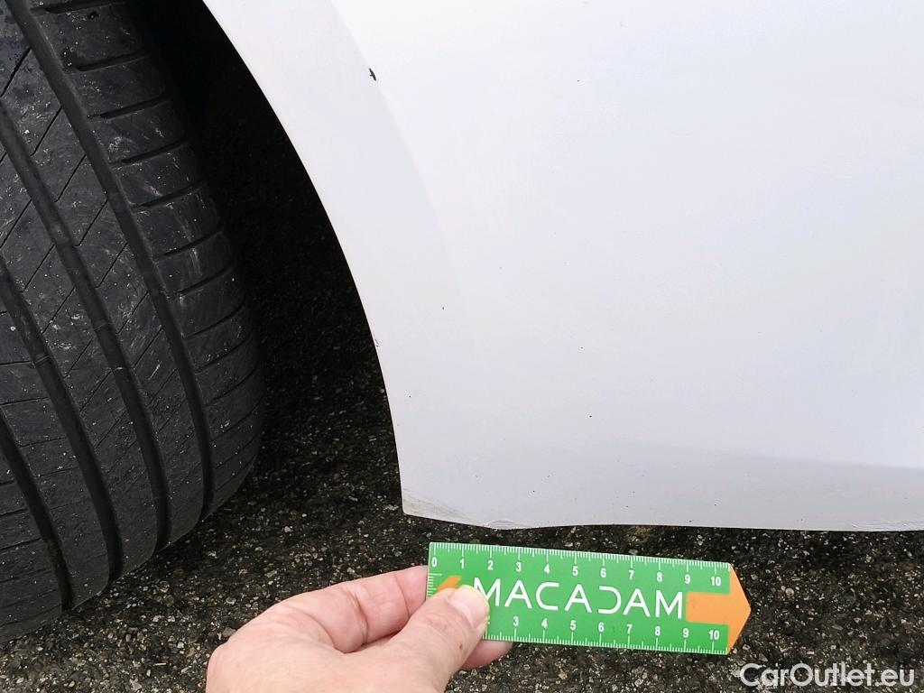  Toyota  Corolla TOYOTA  Touring Sports / 2018 / 5P / Break Hybride 122h Dynamic Business Beyond Zer #3