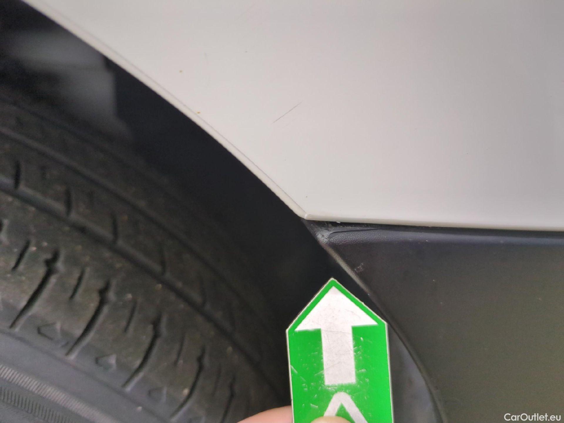  Renault  Trafic RENAULT  VU 4p Fourgon FG GCF L2H1 1300 dCi 120 #3