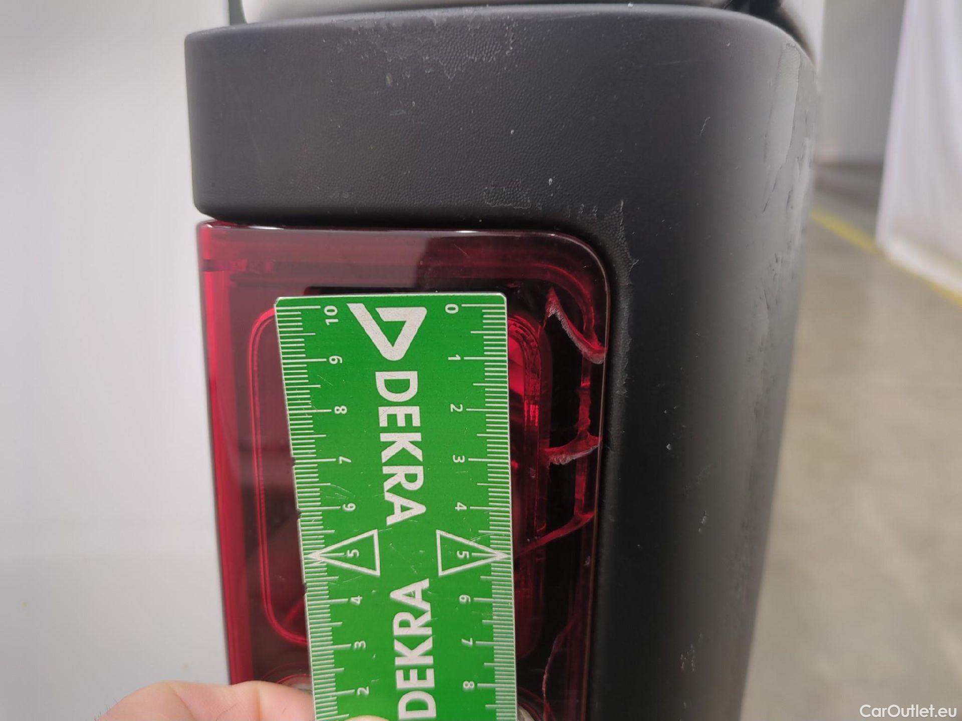  Renault  Trafic RENAULT  VU 4p Fourgon FG GCF L2H1 1300 dCi 120 #26